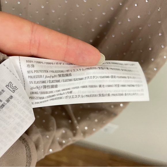 NWT Abercrombie & Fitch Taupe Off-The-Shoulder Rhinestone Mesh Maxi Dress XSP - Picture 6 of 16